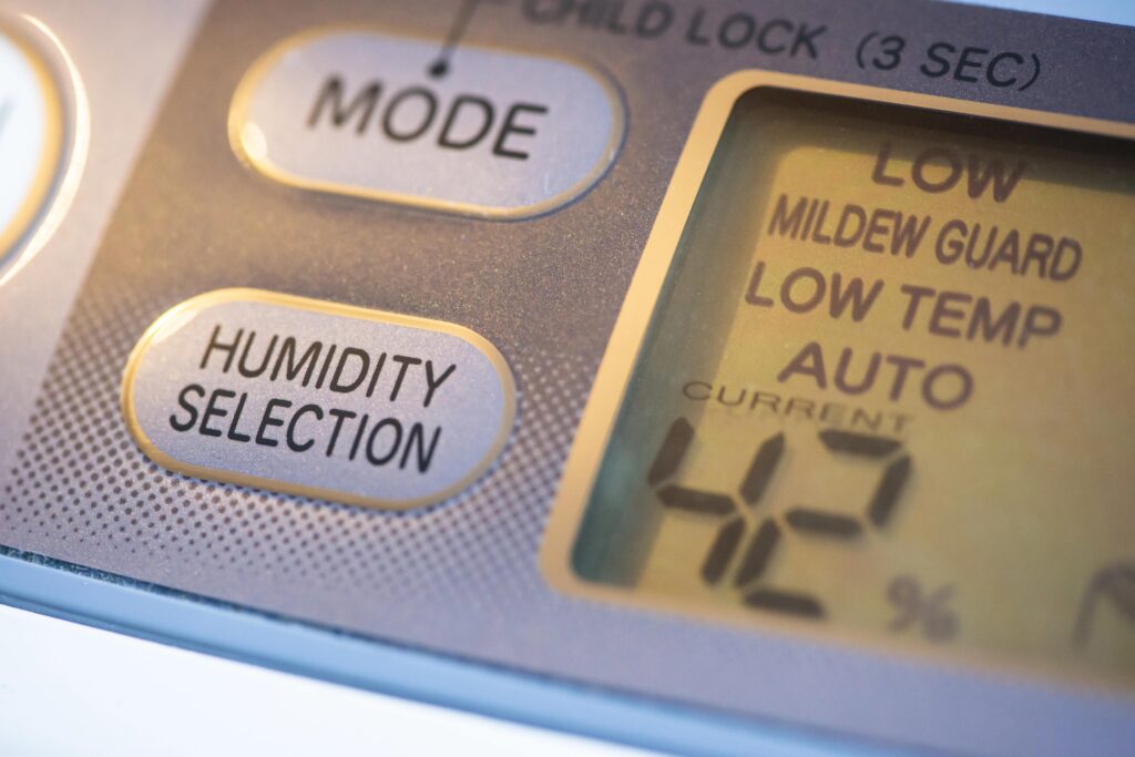 humidity selection in dehumidifier and air purifier